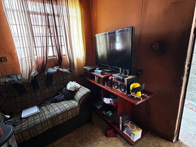 #CV1037 - Casa para Venda em Carapicuíba - SP - 3